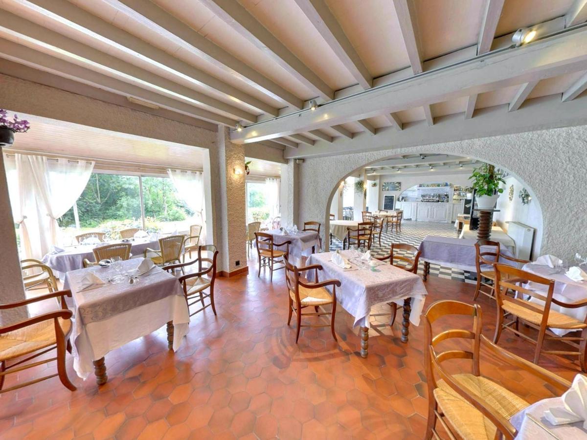 Fasthotel Oloron Hostellerie Du Paon Blanc Lurbe-Saint-Christau Bagian luar foto