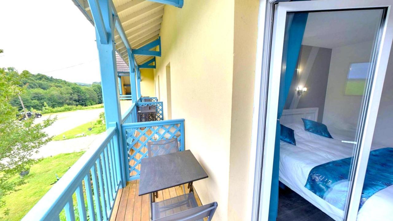 Fasthotel Oloron Hostellerie Du Paon Blanc Lurbe-Saint-Christau Bagian luar foto